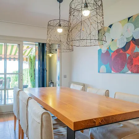 Al-7 8 Pax Holiday home Llafranc